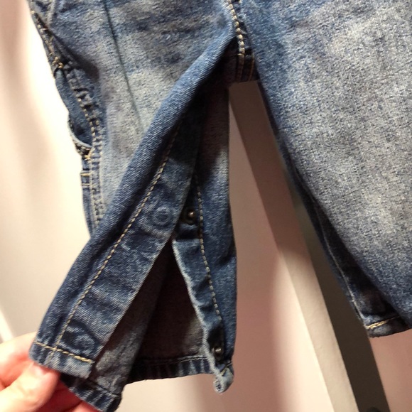 Baby Osh Kosh overalls - Picture 4 of 4